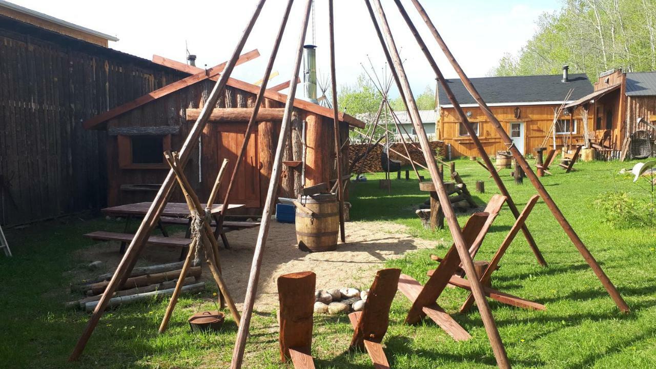 Hebergement De La Montagne St-Roch Saint Roch de Mekinac Kültér fotó